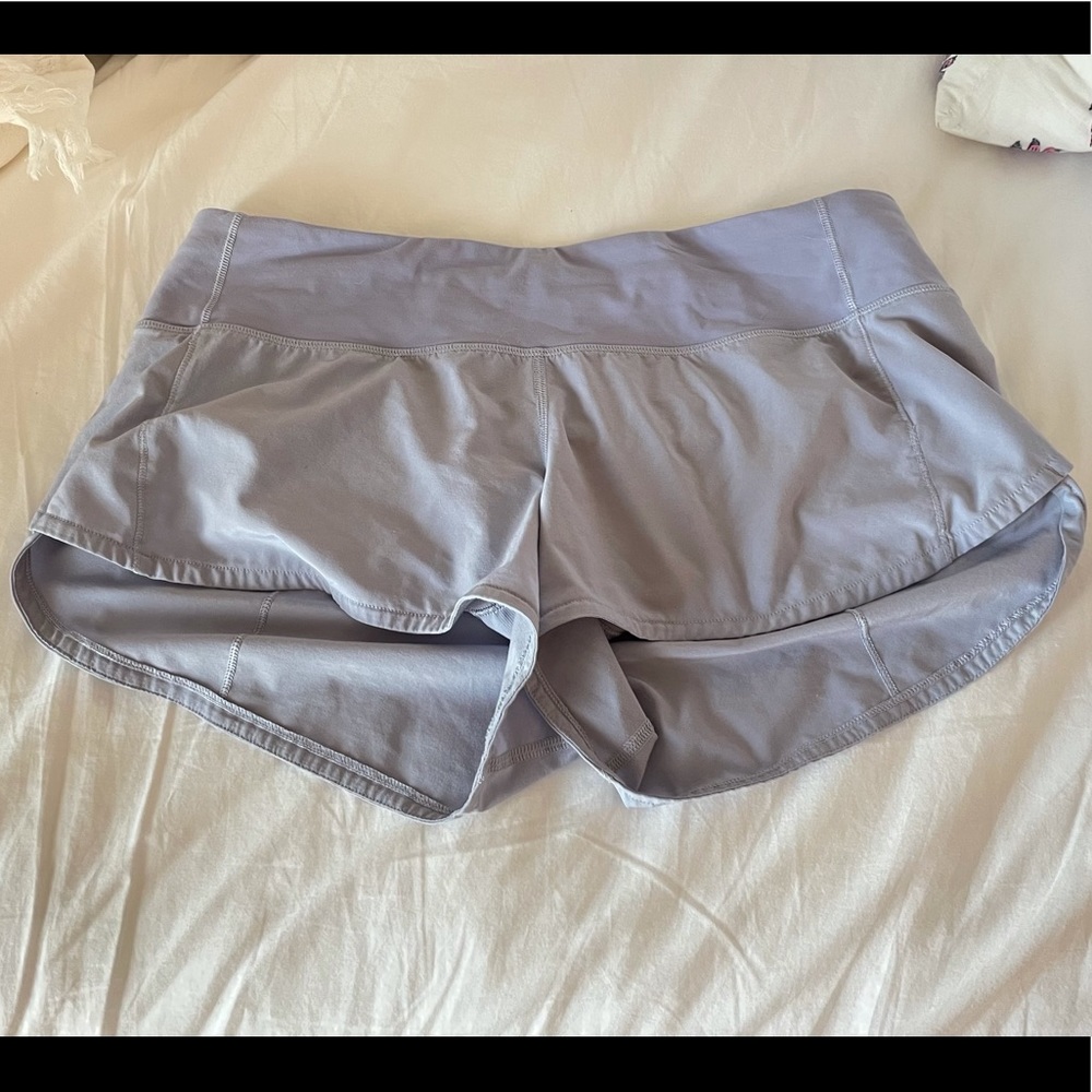 Lululemon periwinkle speed up 2.5 shorts